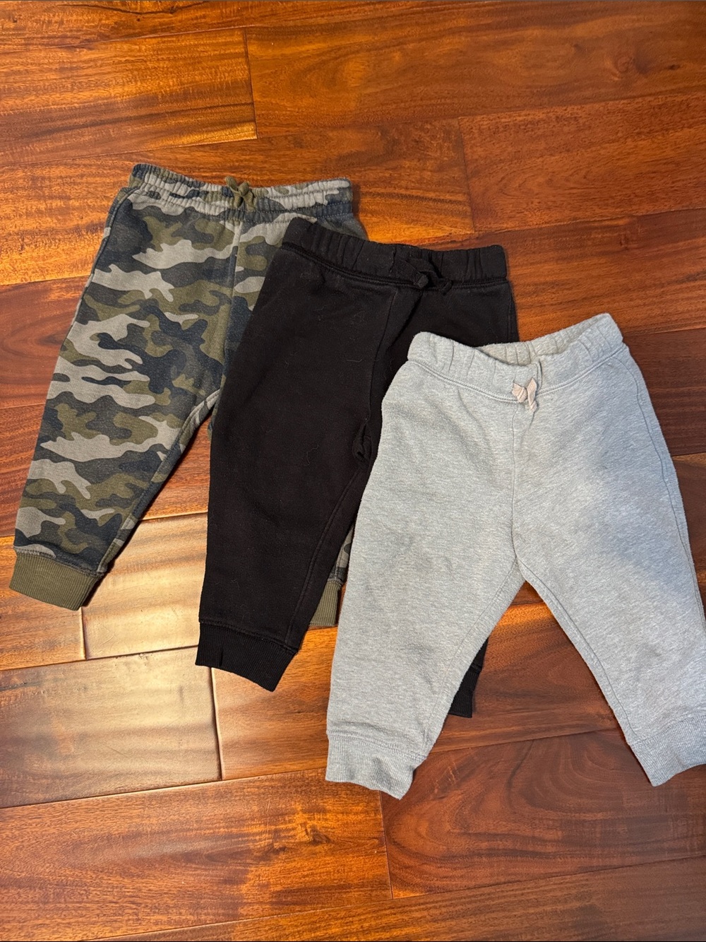 Baby Jogger Fleece Pants Trio - Camo, Black & Heather Gray